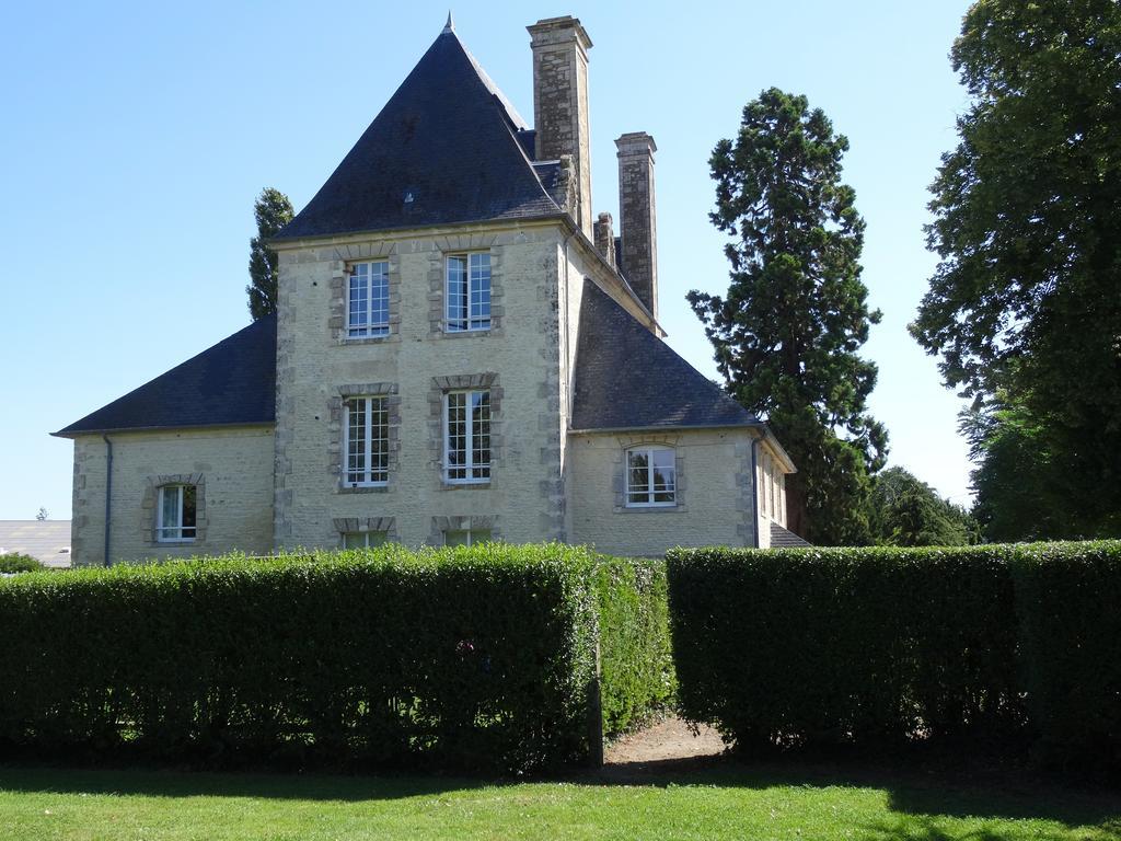 Chateau Turgot Gites Bons-Tassily Rum bild